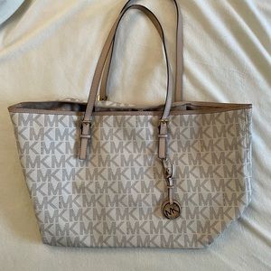 Michael Kors shoulder bag